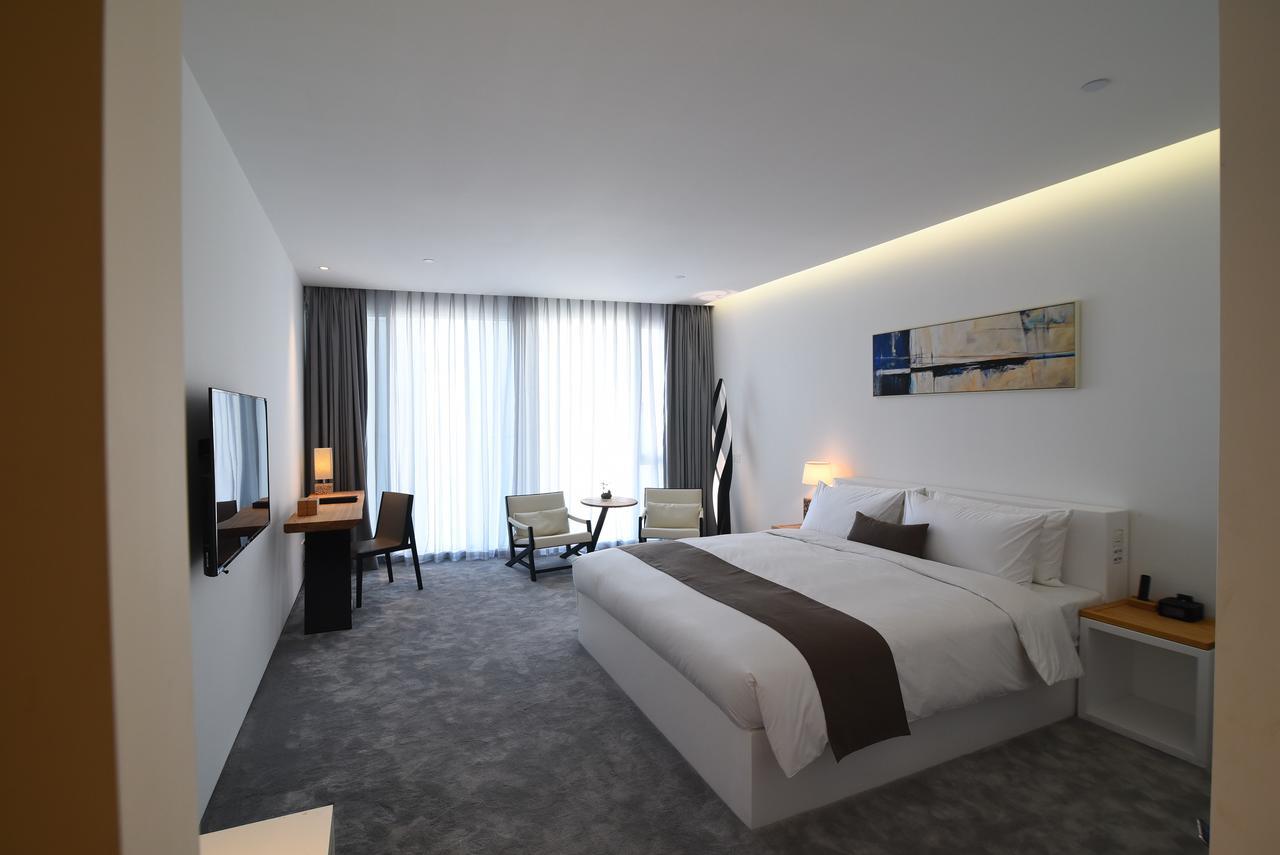 Jiaxing Goliah Hotel Екстер'єр фото